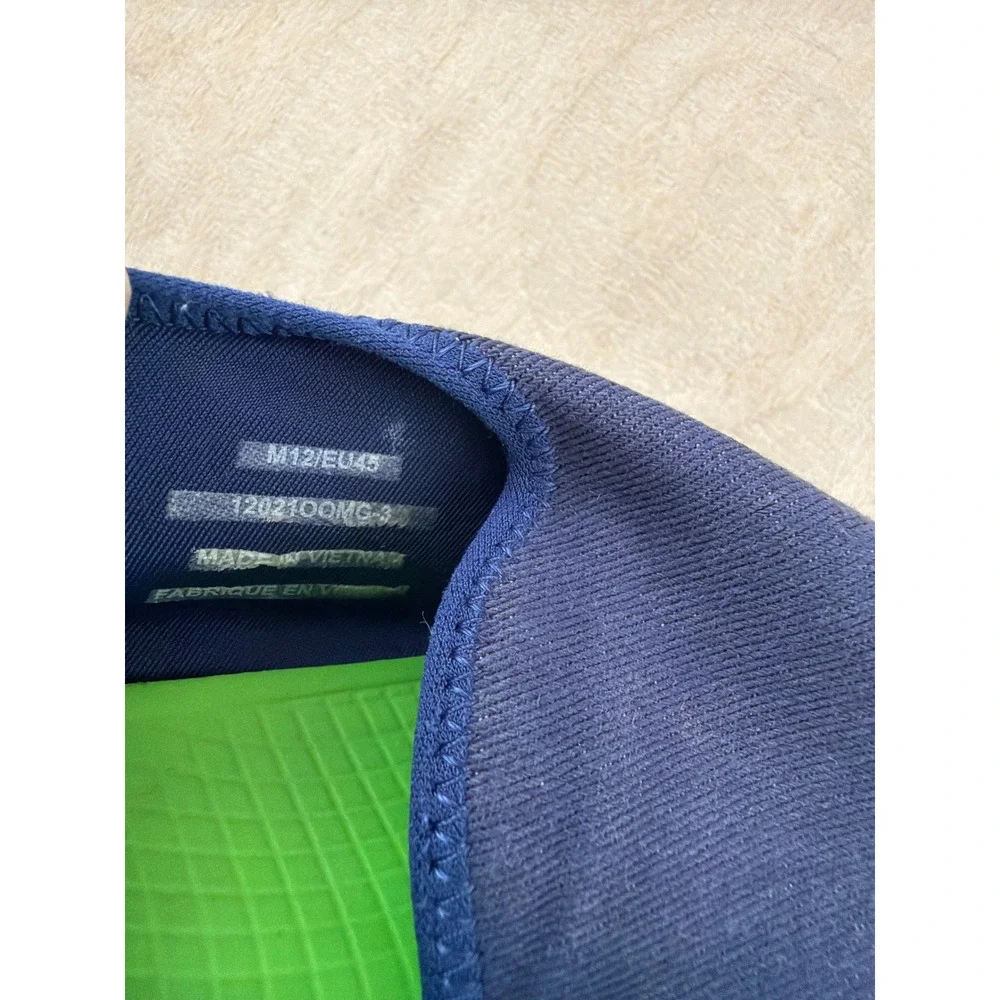 OOFOS BLUE SLIP ON 00MG Low Sport Sneaker  size 12 Blue